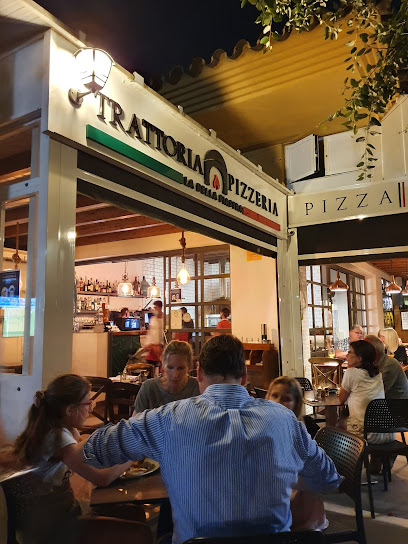 Foto Trattoria La Bella Fiastra