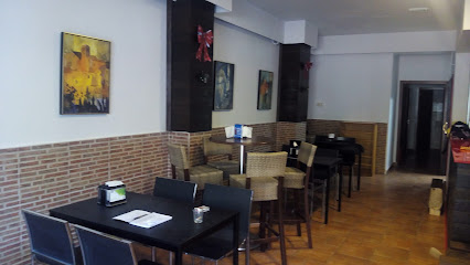 Foto Pizzería La Távola